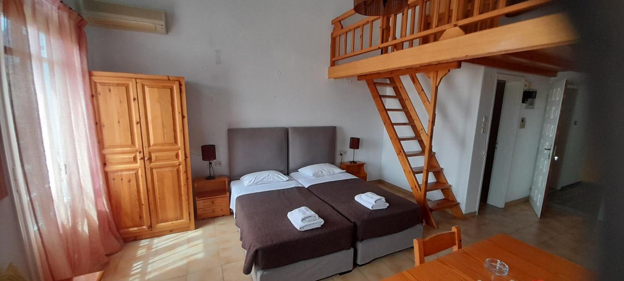 Selenti Apartment
